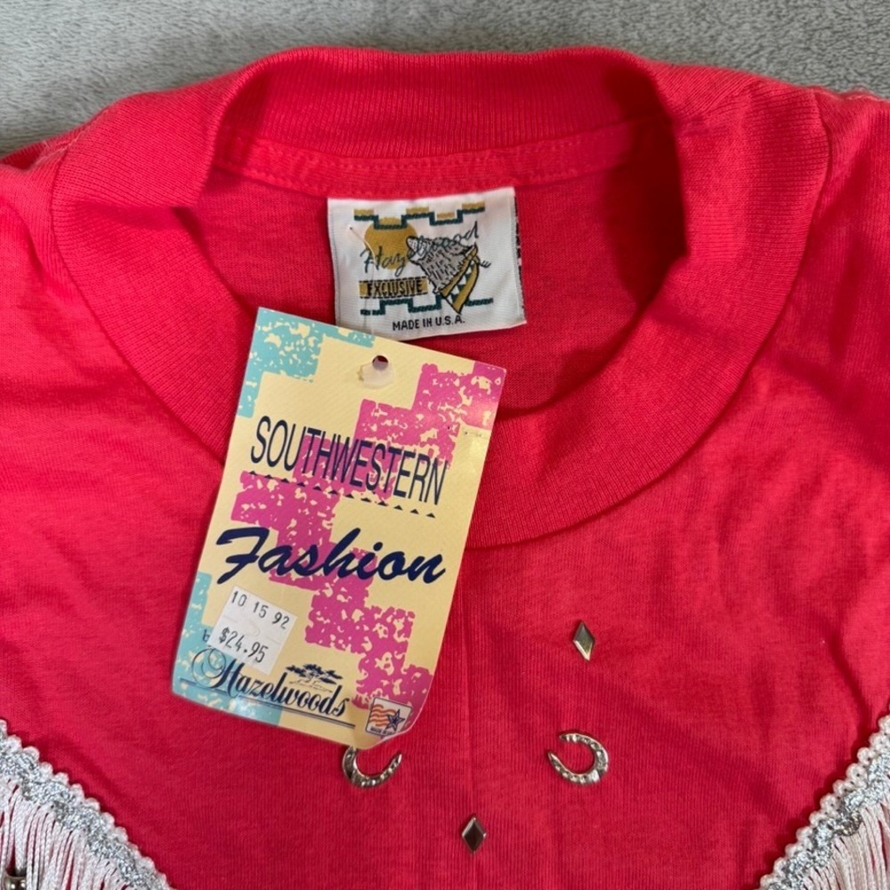 Vintage NWT 1992 Southwestern Fashion Red Fringe Concho Studded T-Shirt Large - Picture 3 of 13